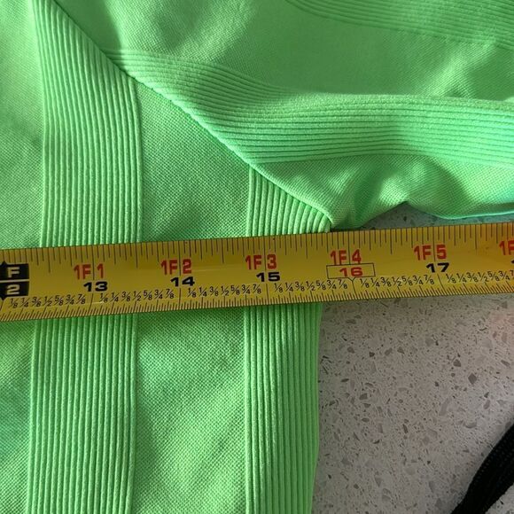 NWOT Free People Movement Offside Layer Lime Zest High Neck Thumbhole M/L Long - Picture 6 of 16